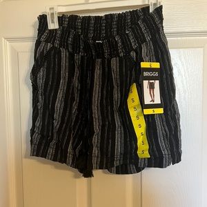 black briggs shorts never worn